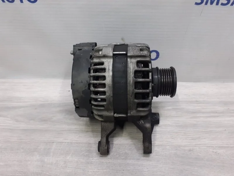 Генератор Mercedes-Benz E-Class 2014 A0009060922 W212