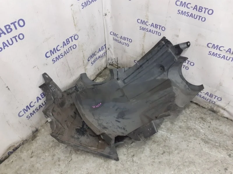 Подкрылок Mercedes-Benz GLK A2046907530 X204, передний левый