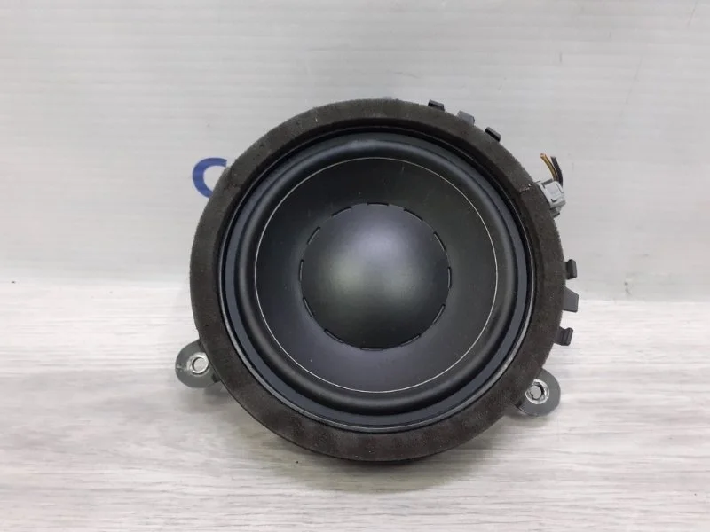 Динамик Volvo XC70 2008 30797726 ХС70 3.2