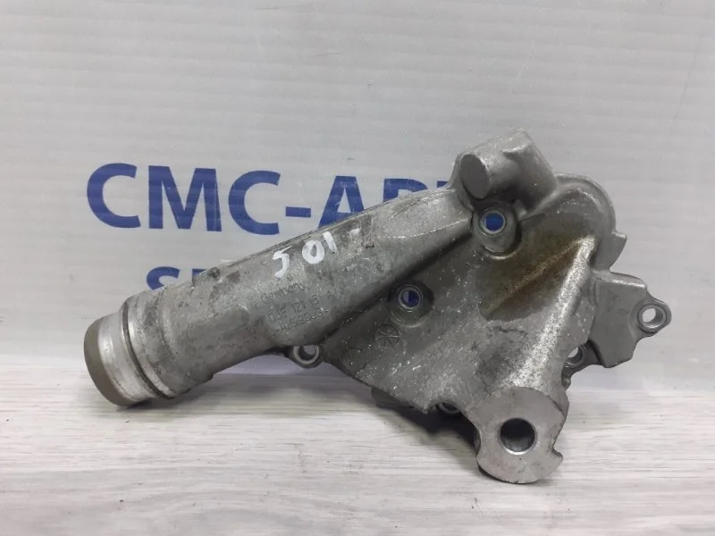 Фланец системы охлаждения Audi A7 2011 06E121161AN C7 3.0 CGW