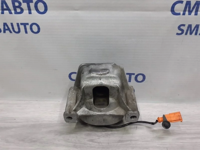 Опора ДВС Audi Q5 2014 8R0199381C 8R 2.0T CNC, левая