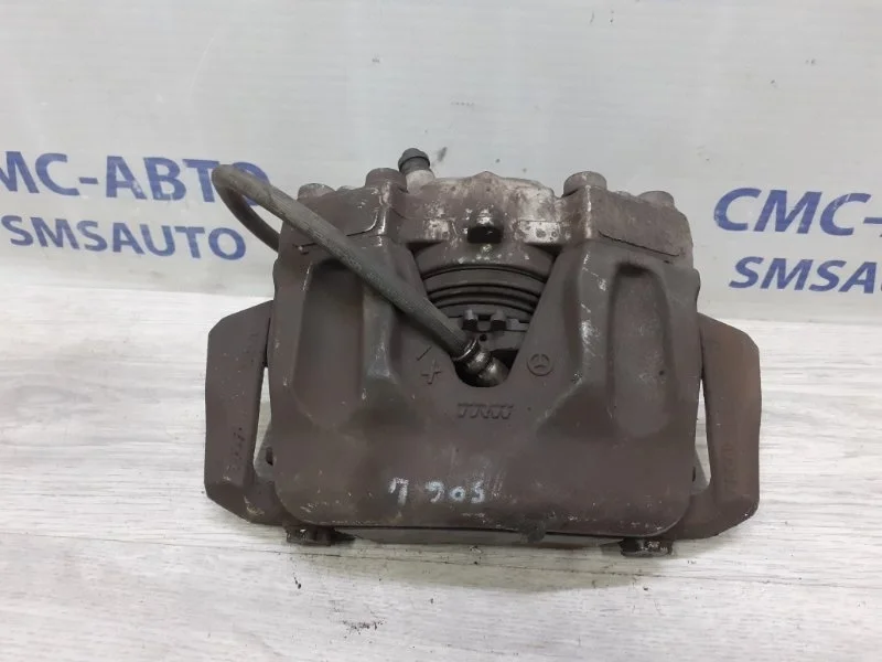 Суппорт Mercedes-Benz E-Class 2014 A2044213581 W212, передний левый