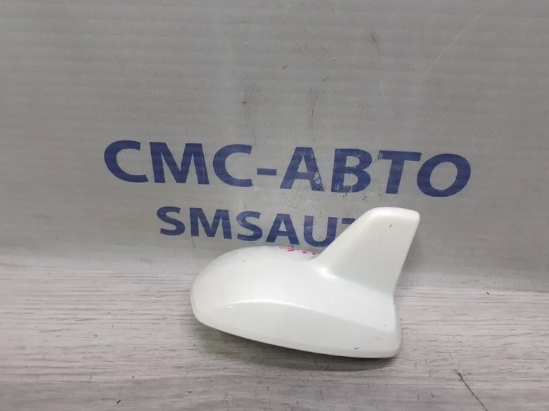 Антенна Mercedes-Benz ML A2128201675 W166 3.5