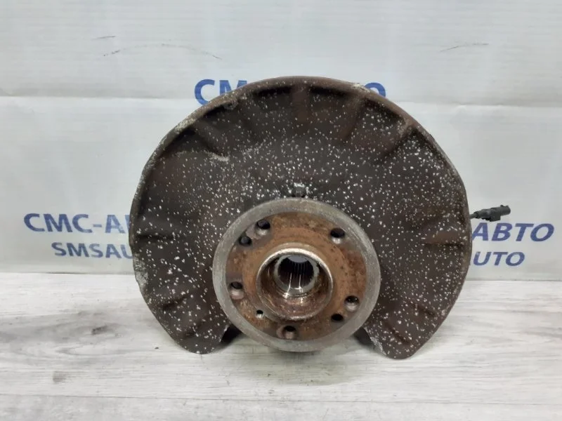 Кулак поворотный Mercedes-Benz ML A1663500208 W166 3.0TD, задний правый