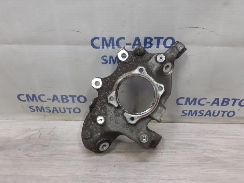 Кулак поворотный Mercedes-Benz C-Class 2014 A2053500241 W205, задний правый