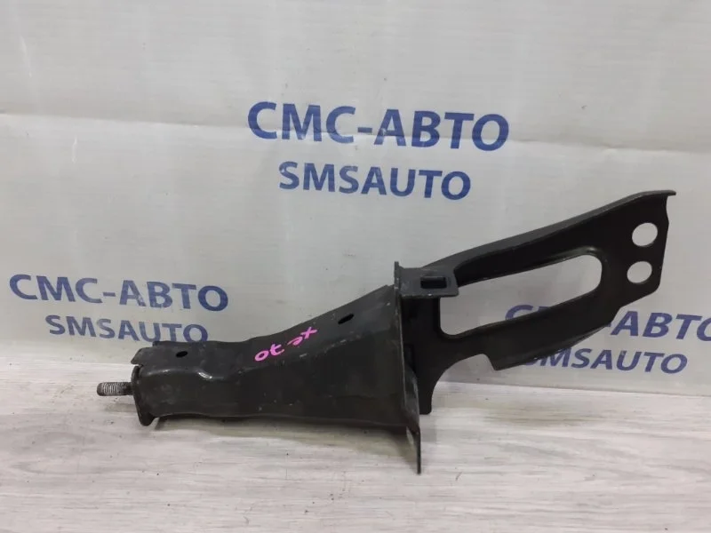 Кронштейн усилителя бампера Volvo XC70 2008 31201950 ХС70 3.2, передний левый