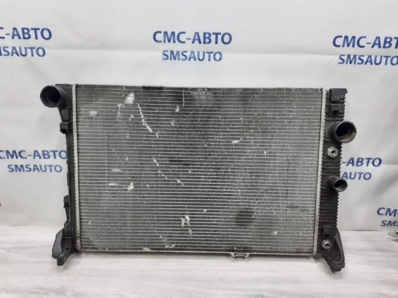 Радиатор охлаждения ДВС Mercedes-Benz GLK A2045002803 X204 3.0