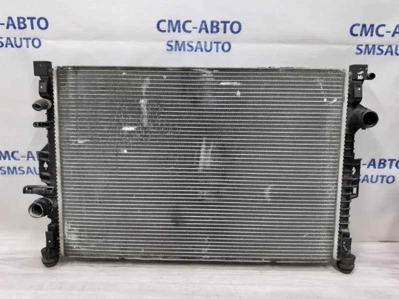 Радиатор охлаждения ДВС Volvo XC60 31368082 ХС60 3.0