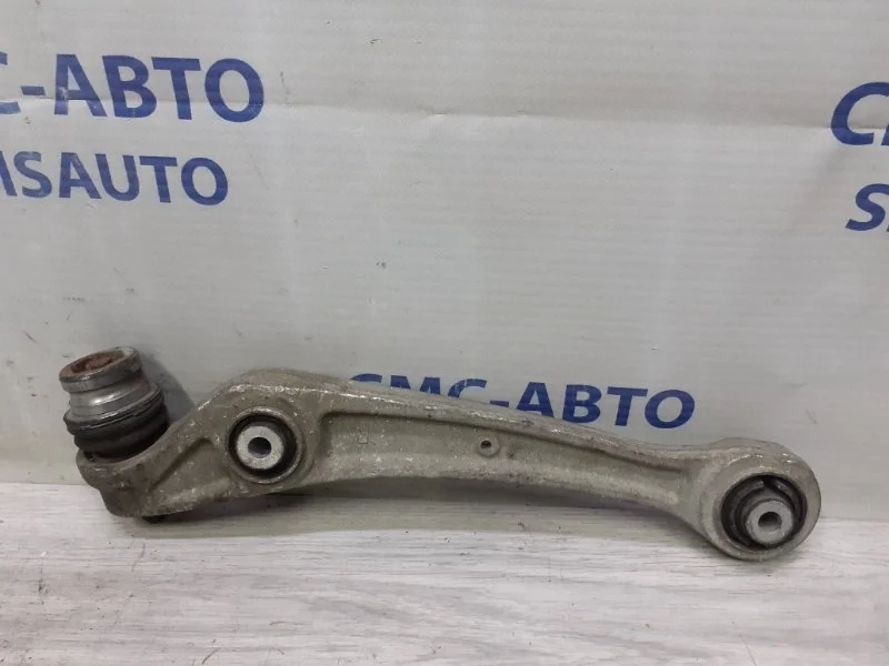 Рычаг нижний Audi Q5 2012 8K0407152F 8R 2.0T CNC, передний правый