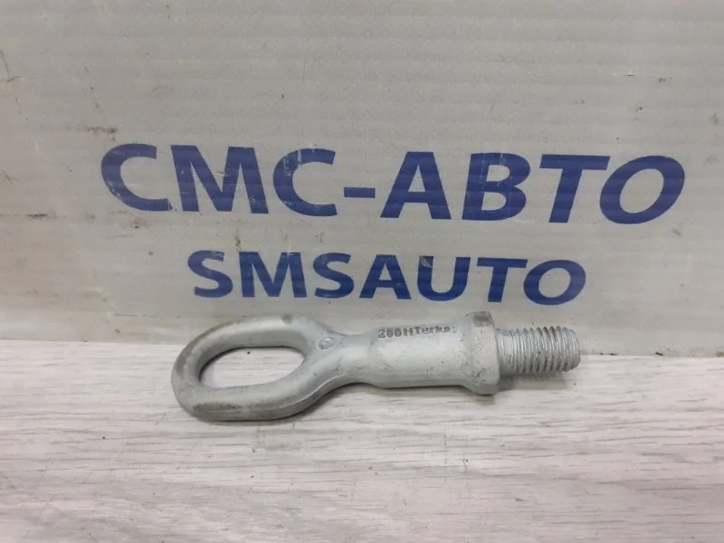 Крюк буксировочный Volkswagen Touareg 2011 7P0805783 NF 3.6