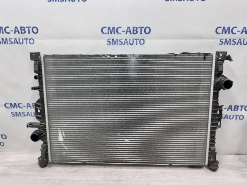Радиатор охлаждения ДВС Volvo XC60 31368082 ХС60 2.5