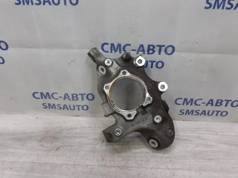 Кулак поворотный Mercedes-Benz C-Class 2014 A2053500141 W205, задний левый