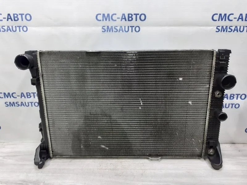 Радиатор охлаждения ДВС Mercedes-Benz GLK A2045004303 X204 3.0