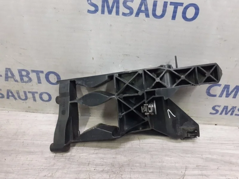 Кронштейн фары Audi A6 Allroad 2014 4G0805607 C7 3.0 CGW, левый