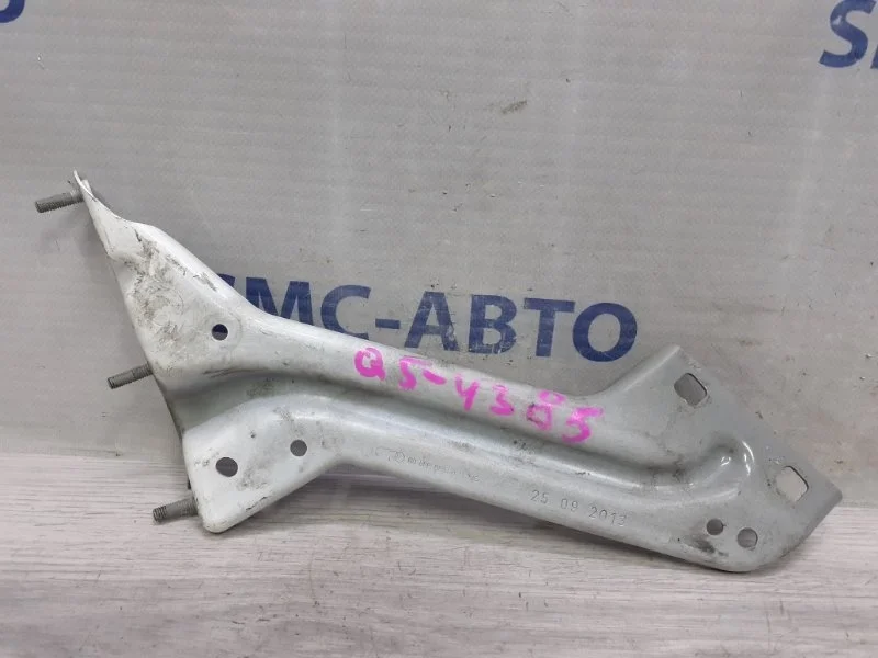 Кронштейн крыла Audi Q5 8R0821136 8R 2.0T CNC, передний правый