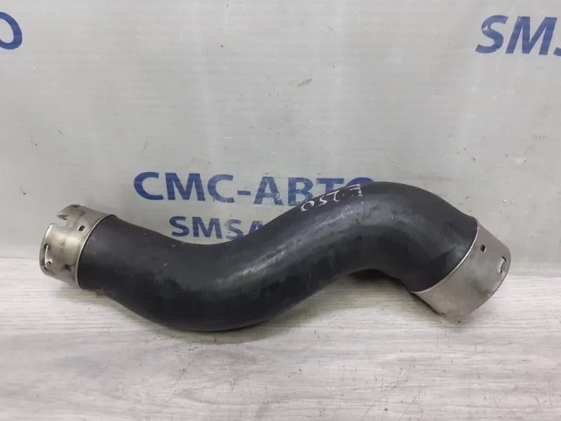 Патрубок интеркулера Mercedes-Benz E-Class A2045284682 W212, правый