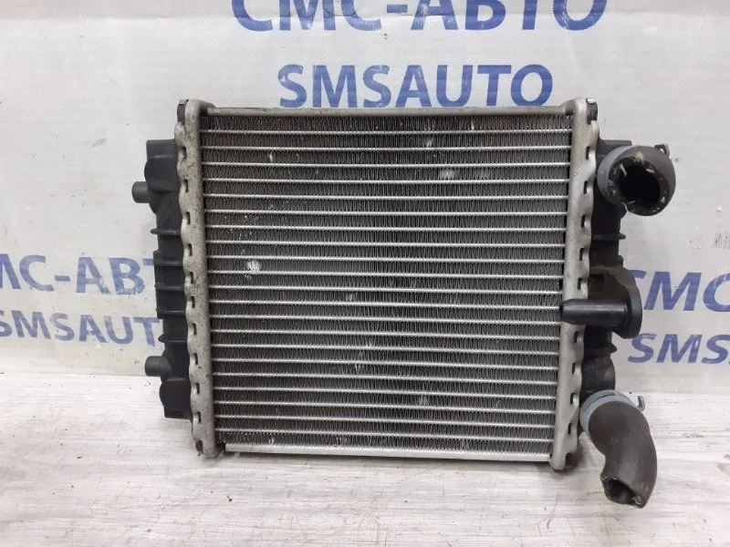 Радиатор дополнительный Audi A6 Allroad 2014 4G0121212 C7 3.0 CGW