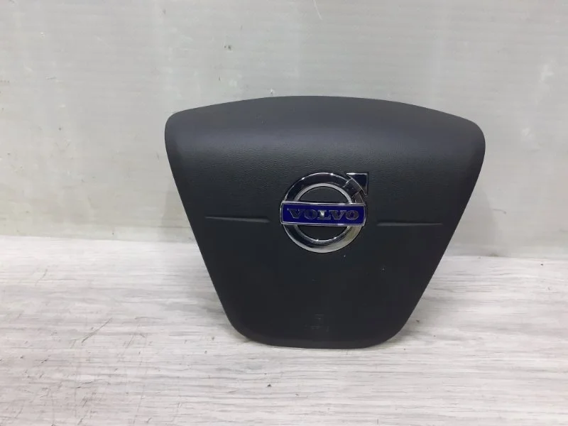 Крышка подушки безопасности Volvo XC60 31332820 ХС60 2.5