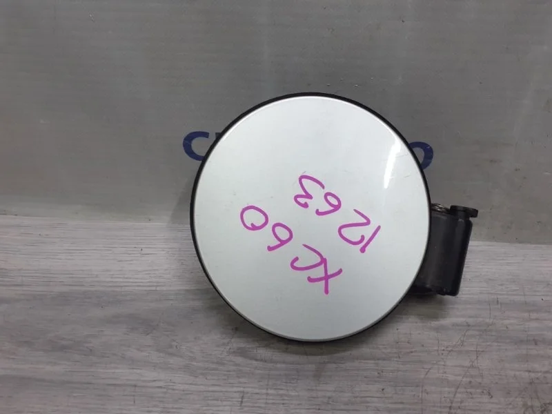 Лючок бензобака Volvo XC60 31440250 ХС60 2.5