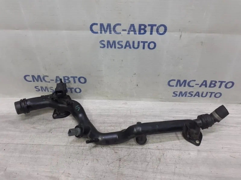 Трубка системы охлаждения Audi A6 2014 06E121045AJ C7 3.0 CGW