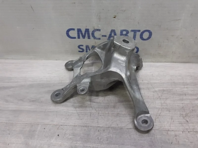 Кронштейн ДВС Audi A8 2014 4H0199308AK D4 4.0 CTG, правый