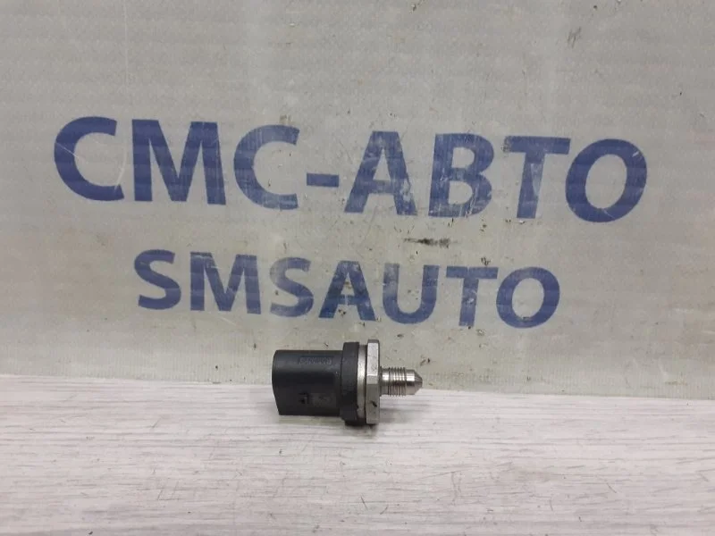 Датчик давления топлива Audi Q5 06J906051F 8R 2.0T CNC