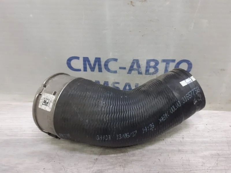 Патрубок интеркулера Volvo V90 31657738 V90 B4204T23 2.0
