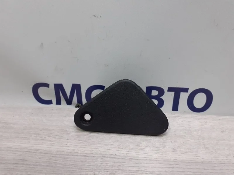 Кронштейн радиатора Volvo XC60 30723367 XC60 2.0, правый