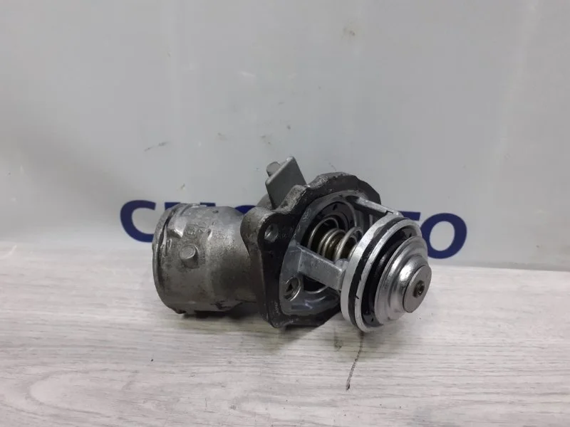 Термостат Mercedes-Benz ML A2722000115 W164