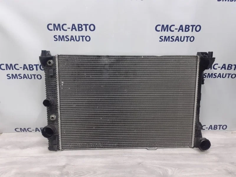 Радиатор охлаждения ДВС Mercedes-Benz GLK A2045004303 X204