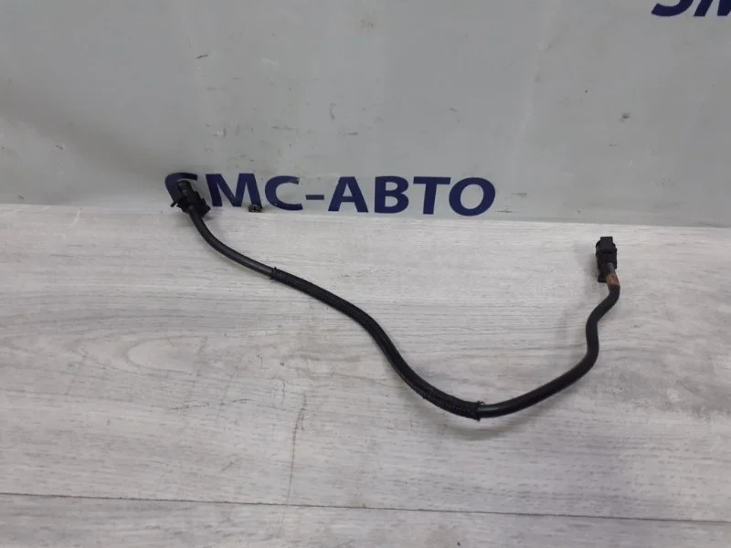 Трубка системы охлаждения Volvo XC60 31274900 XC60 2.0