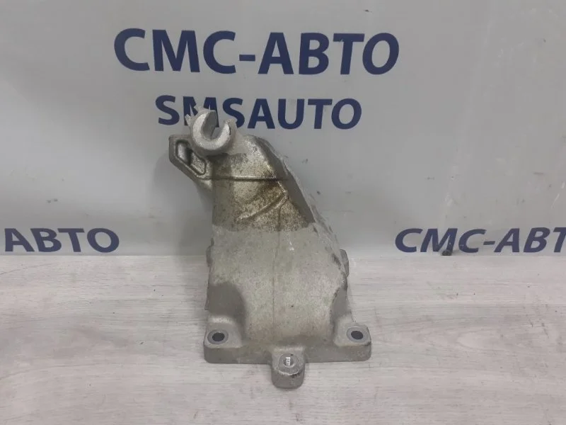 Кронштейн ДВС Mercedes-Benz CLS-Class A2762230004 W218, правый