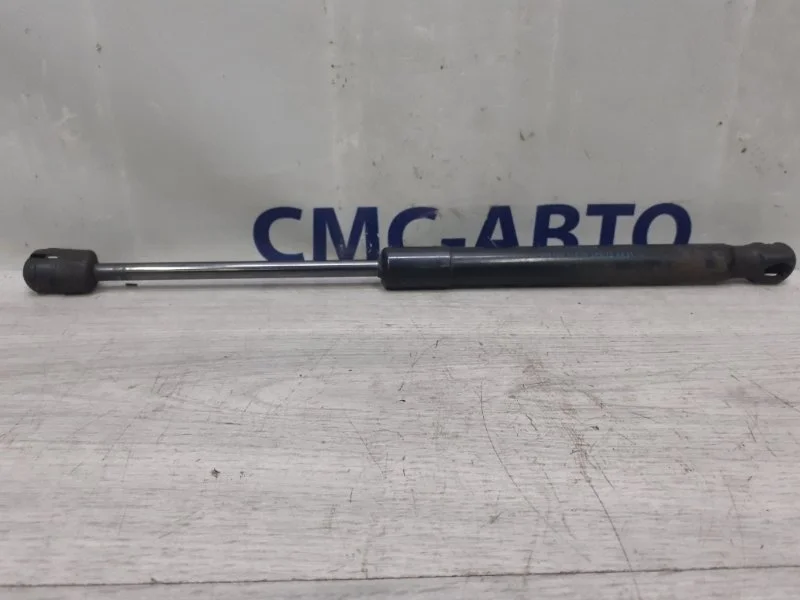 Амортизатор капота Audi A6 4G8823359A C7 2.8 CHV