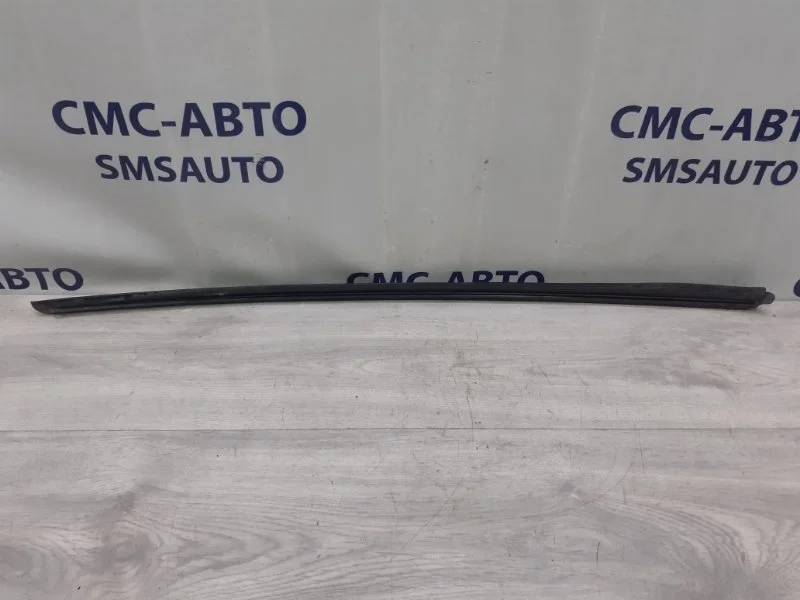 Молдинг лобового стекла Audi A6 4G0854327A01C C7 2.8 CHV, левый