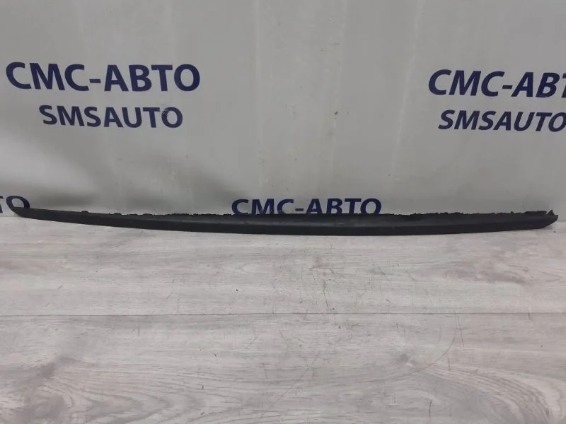 Молдинг лобового стекла Audi A6 4G0854328A01C C7 2.8 CHV, правый