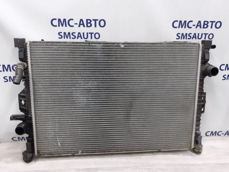 Радиатор охлаждения ДВС Volvo XC70 31368082 XC70 3.2