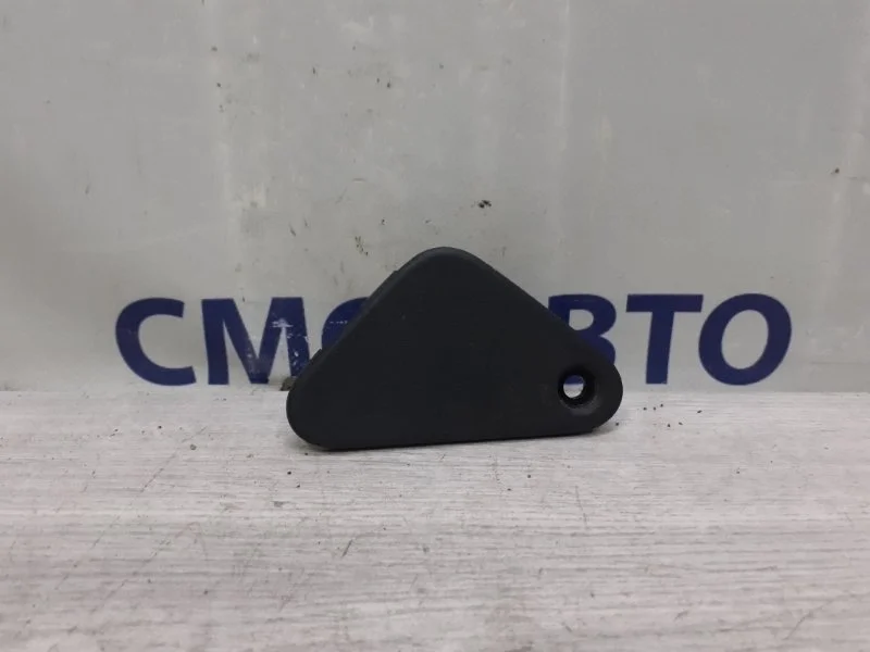 Кронштейн радиатора Volvo XC60 30723366 XC60 2.0, левый