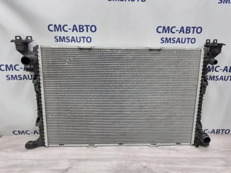 Радиатор охлаждения ДВС Audi A6 Allroad 8K0121251H C7 3.0 CGW