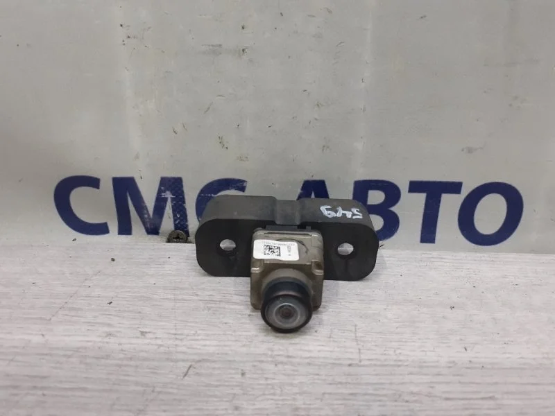 Камера Volkswagen Touareg 7P6980551A NF, передняя