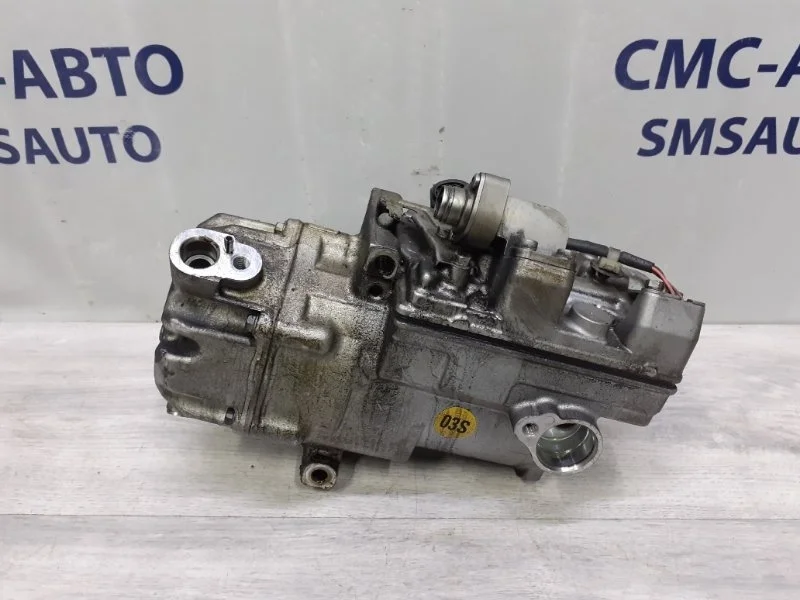 Компрессор кондиционера Porsche Cayenne 95812601102 958 3.0. 06EC