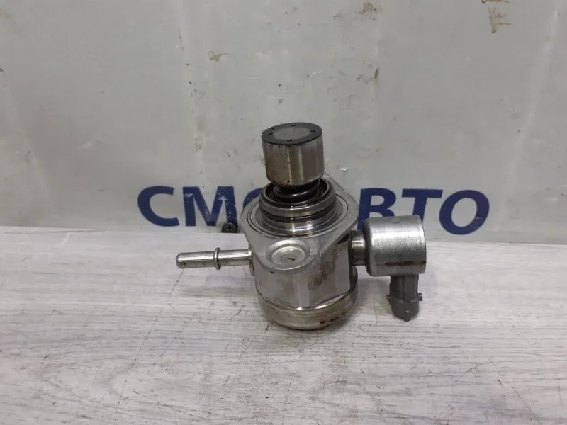 ТНВД Volvo XC60 31359675 XC60 2.0