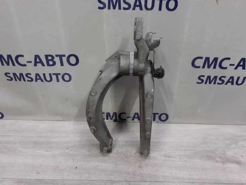 Опора амортизатора Volvo V90 2018 31681721 V90 2.0 B4204T35, передняя правая