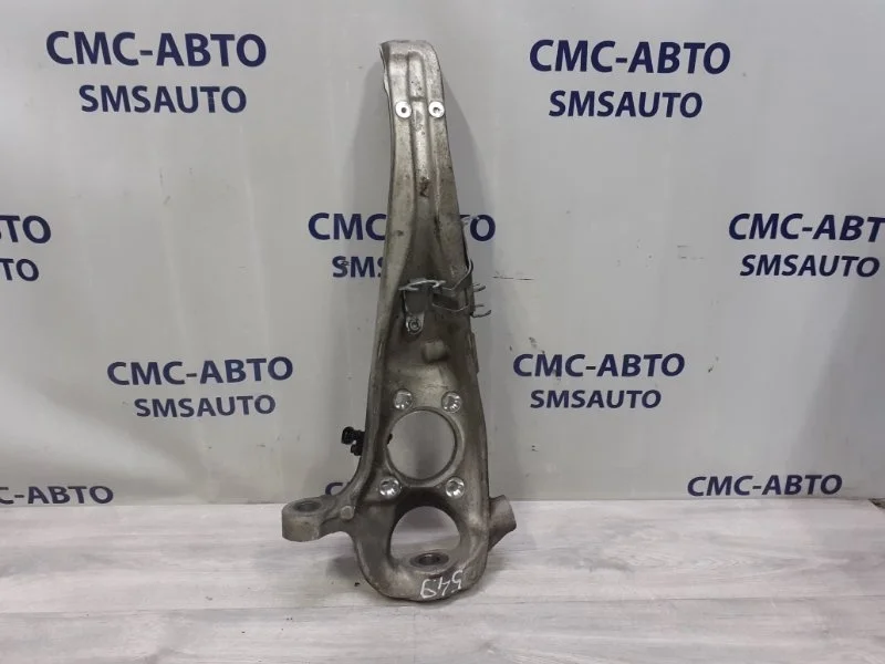 Кулак поворотный Volkswagen Touareg 7P0407245B NF, передний левый