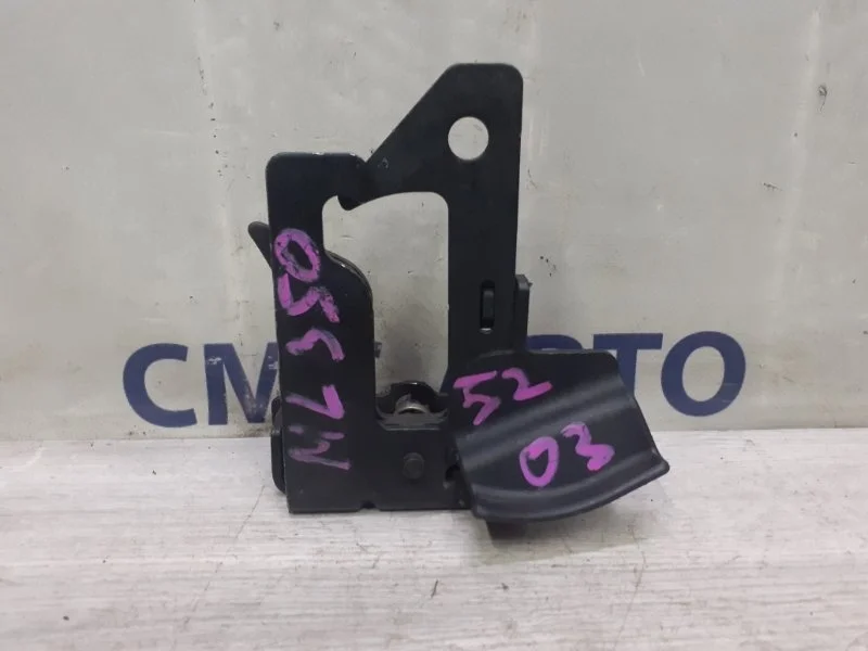 Крюк капота Mercedes-Benz ML A2048800064 W166 3.0TD