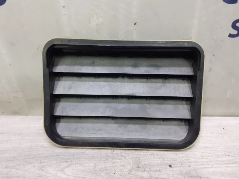 Решетка вентиляционная Volkswagen Touareg 7PP819181A NF, задняя