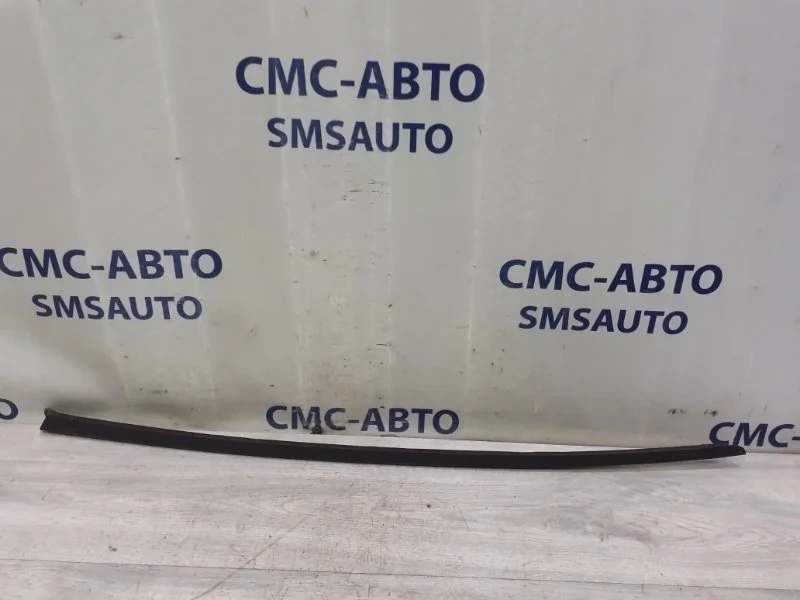 Молдинг лобового стекла Audi A6 Allroad 4G0854328A01C C7 3.0 CGW, правый