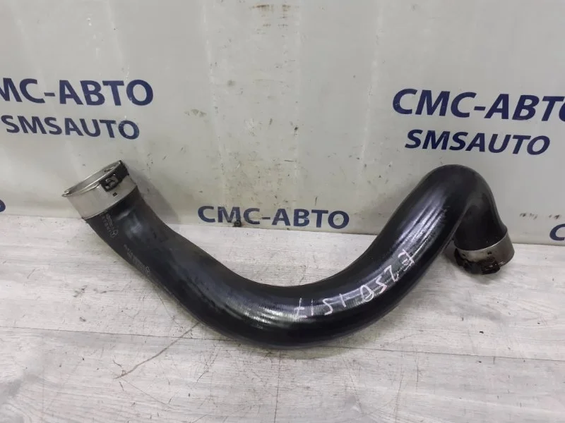 Патрубок интеркулера Mercedes-Benz E-Class A2045282682 C207, правый