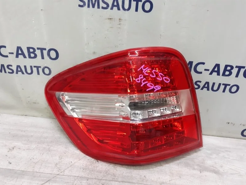 Фонарь на крыло Mercedes-Benz ML A1649064200 W164, левый