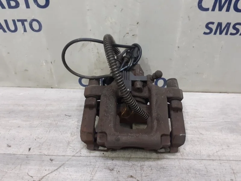 Суппорт Mercedes-Benz GLK A2044231281 X204 3.0, задний правый