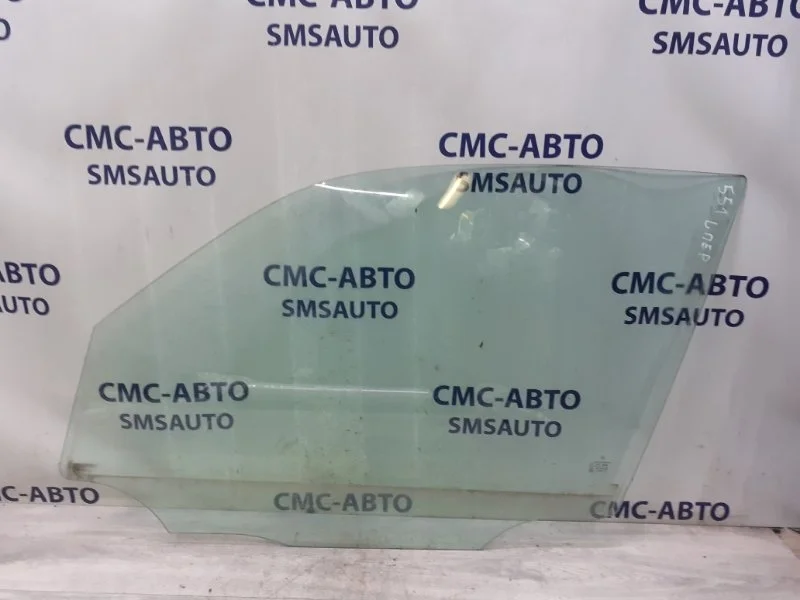 Стекло двери Mercedes-Benz GLK A2047250300 X204 3.0, переднее левое